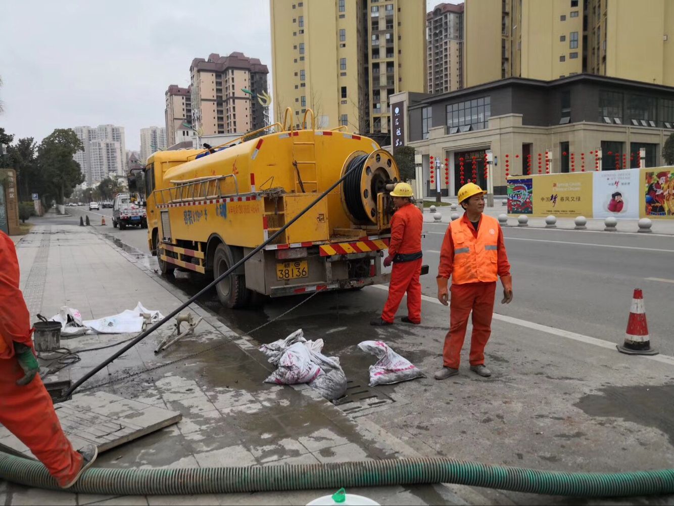 西工排污管道清淤-管道清洗