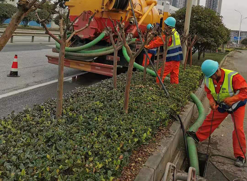 西工市政管道清淤